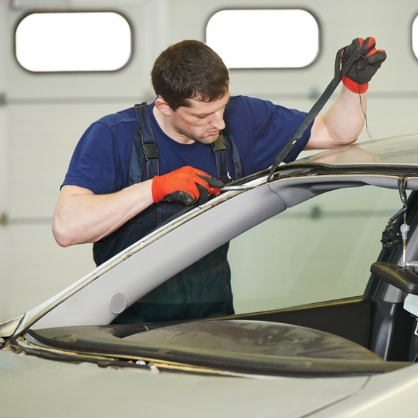 is car window glass repair worth the money in Arizona